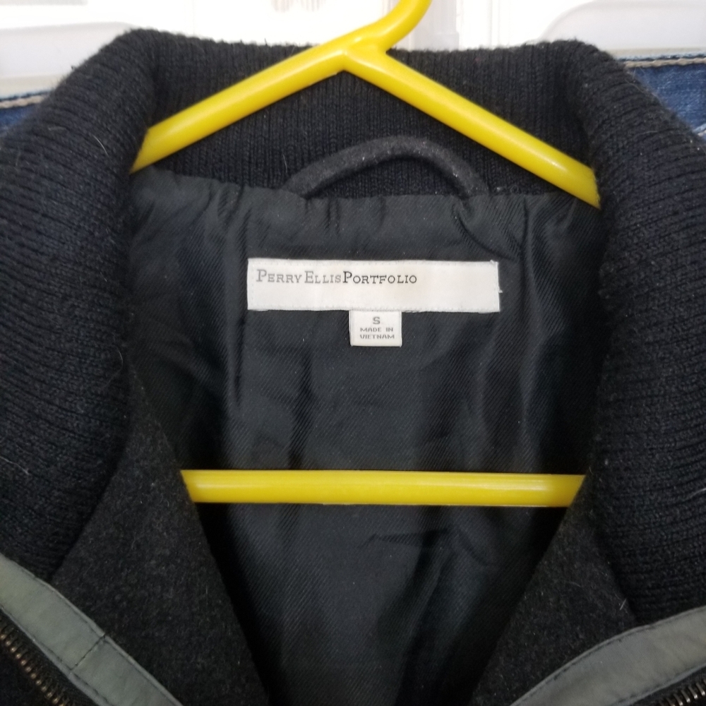 Perry Ellis wool coat